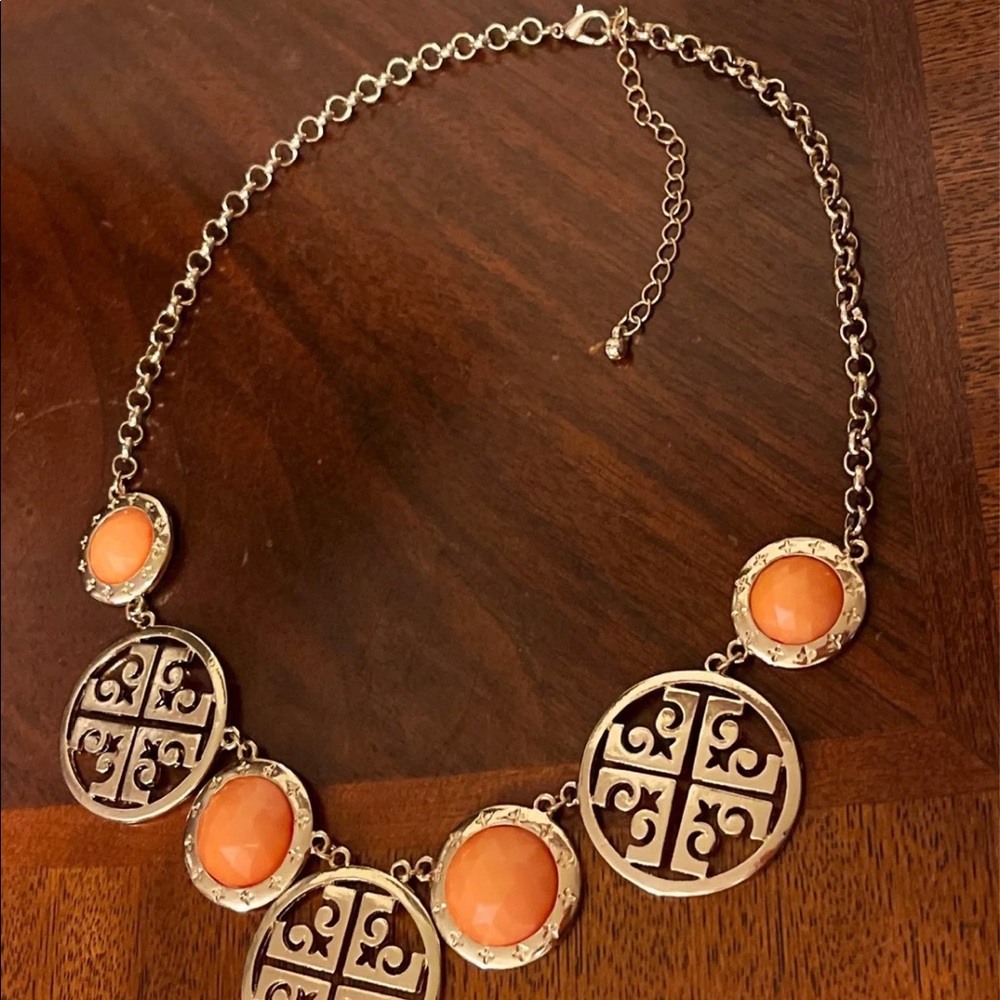 Gold tone Fashion Necklace
